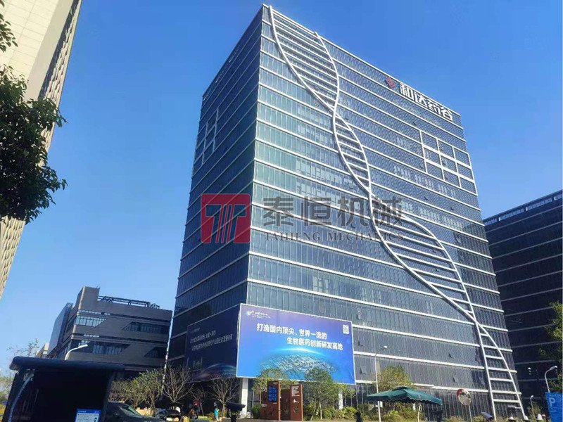 杭州和達(dá)藥谷三期自流平施工現(xiàn)場(chǎng)